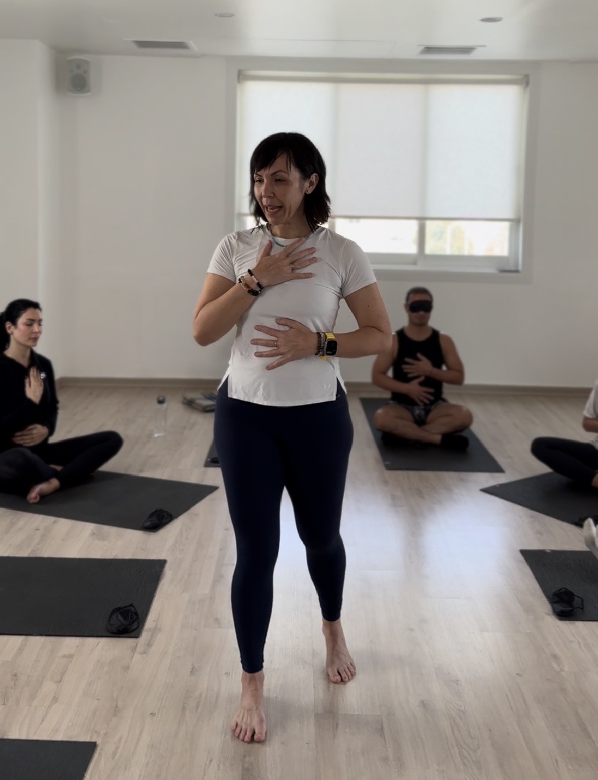 Suzi Curtis teaching a group